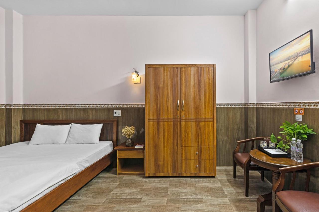 Moc Nhien Hotel Дананг Экстерьер фото
