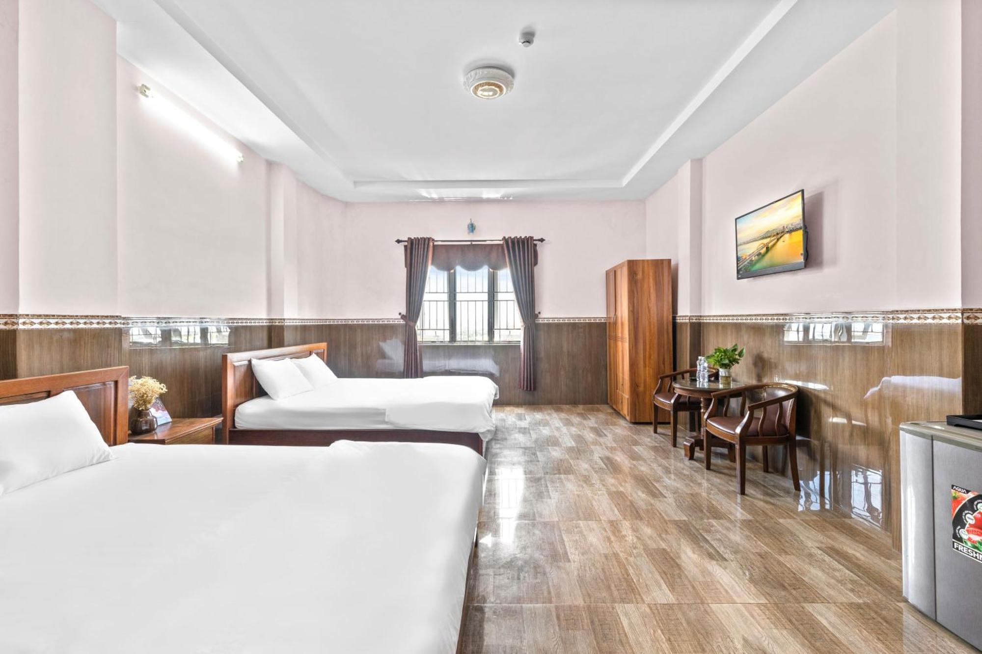 Moc Nhien Hotel Дананг Экстерьер фото