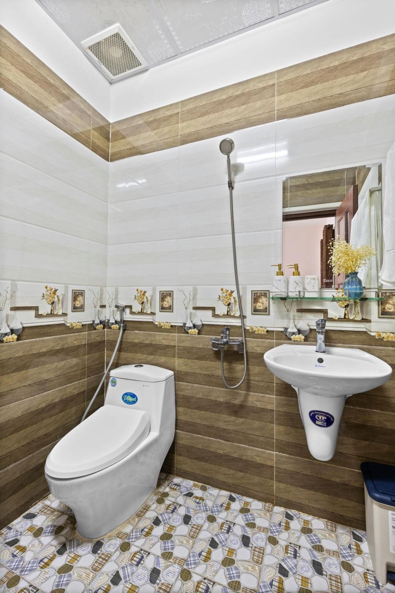 Moc Nhien Hotel Дананг Экстерьер фото