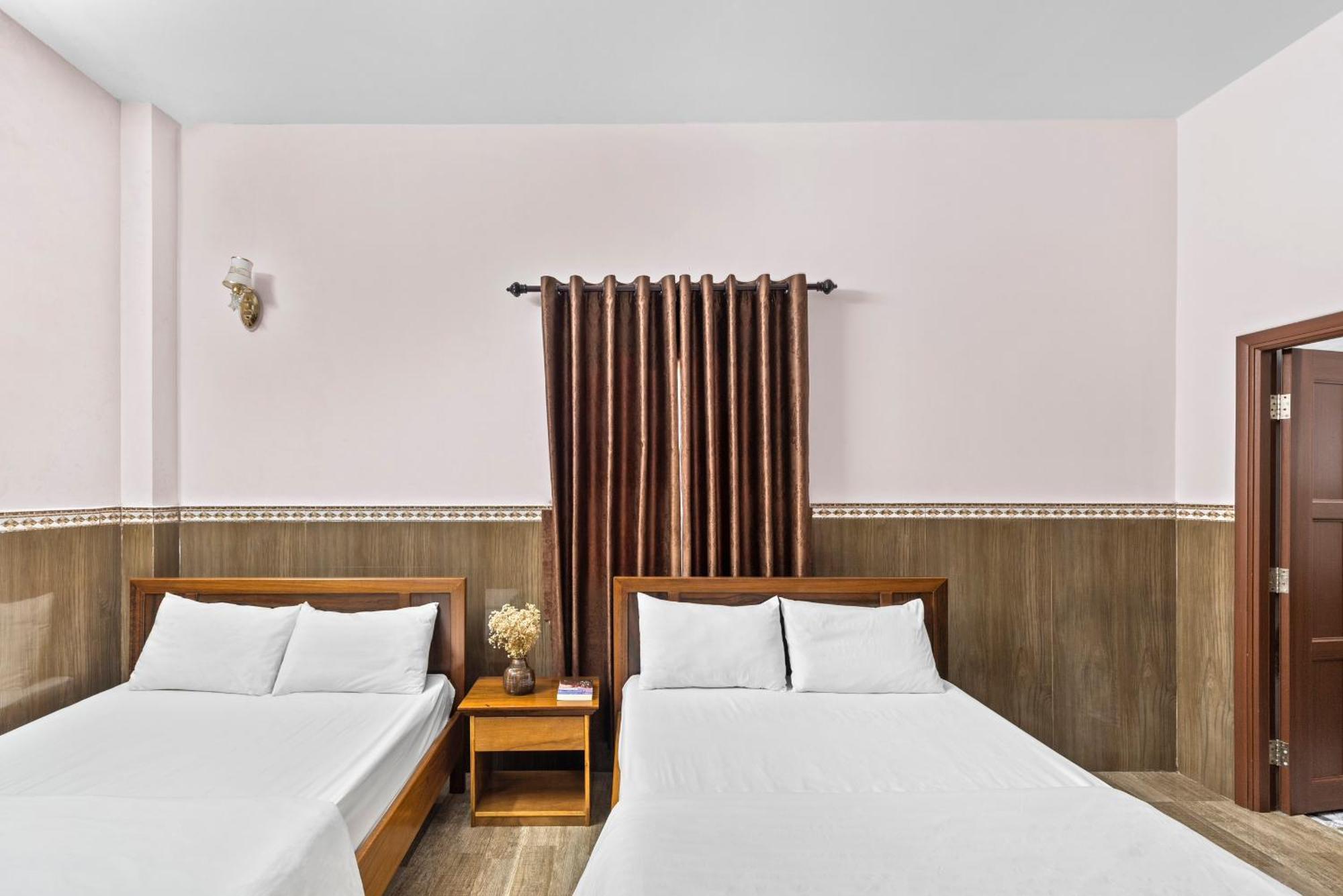 Moc Nhien Hotel Дананг Экстерьер фото